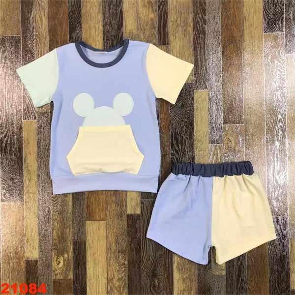 Mickey Vintage Pastel Shorts Unisex Outfit