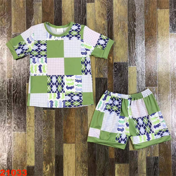 Green Patchwork Crocodile Unisex Shorts Outfit