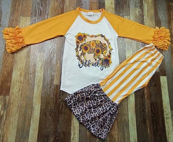 Wild and Free Buffalo Sunflower Flare Outfit