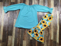 Blue Top Sunflower Outfit